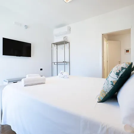 Apartament Dadu 93 *